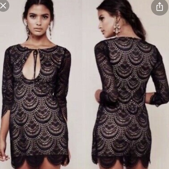 For love and lemons Rosalita dress - Picture 4 of 7